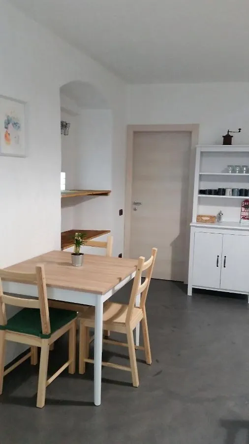 ليتْسّينو B&B Val Valerna إيطاليا
