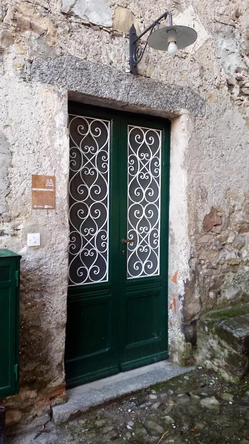 Bed & Breakfast B&B Val Valerna Lezzeno Italy